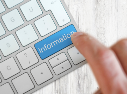 Image décorative - clavier avec un bouton information